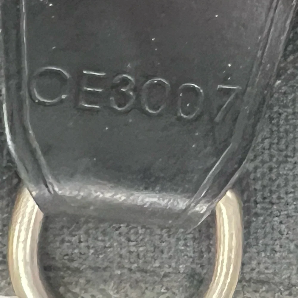 Louis Vuitton Viktor Messenger Bag Taiga